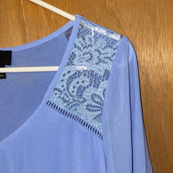 Iz Byer Womens Lace Shoulder Long Sleeve Blouse L Light Blue - Picture 2 of 6
